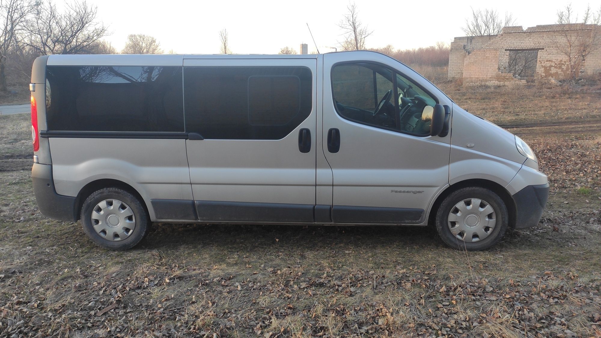 Renault Trafic довга база