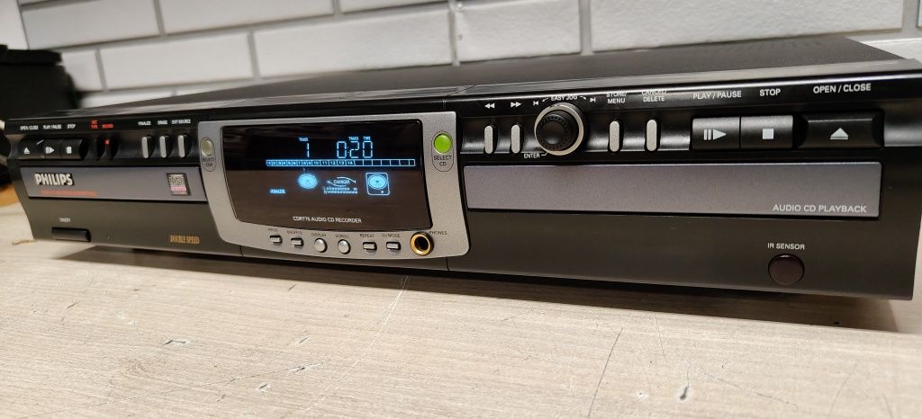 Nagrywarka audio PHILIPS CDR-775, pilot