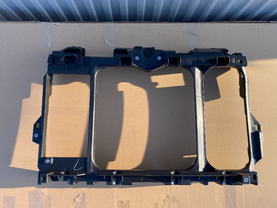 CITROEN C5 III 2008 - pas przedni wzmocnienie