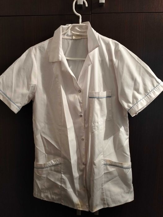 Fartuch z krótkim rękawem