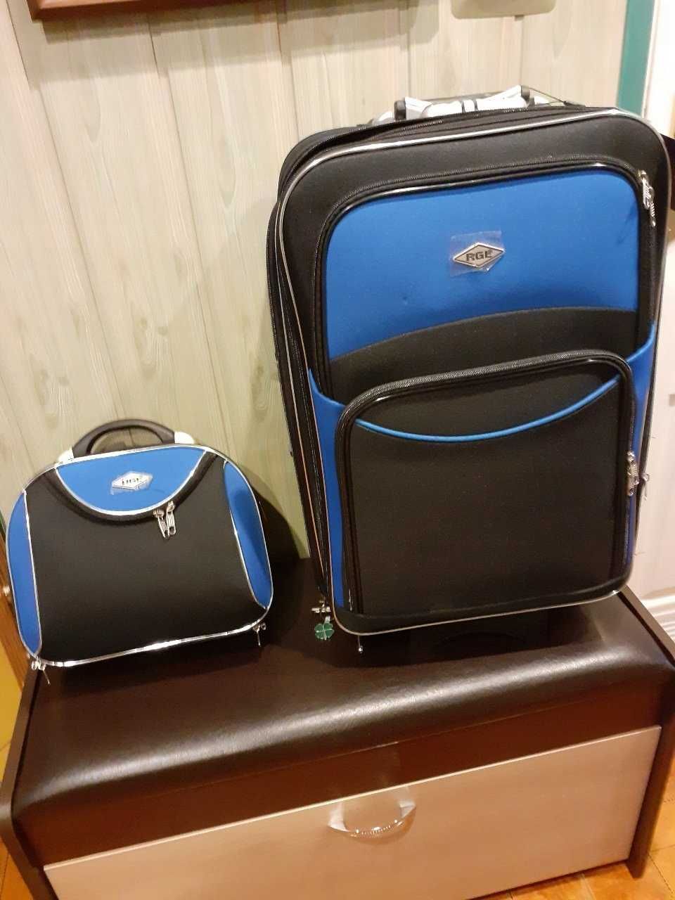 WALIZKA TURYSTYCZNA + kuferek średnia walizka do pociągu samolotu