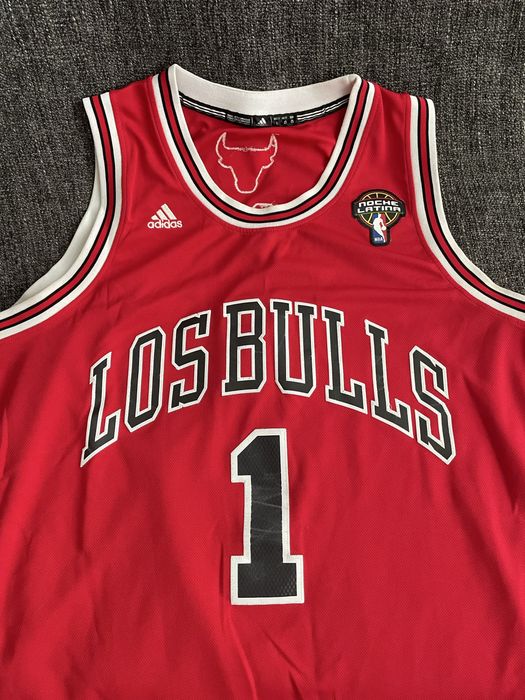 Derrick Rose Bulls Noche Latina