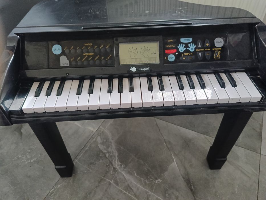 Fortepian dziecięcy