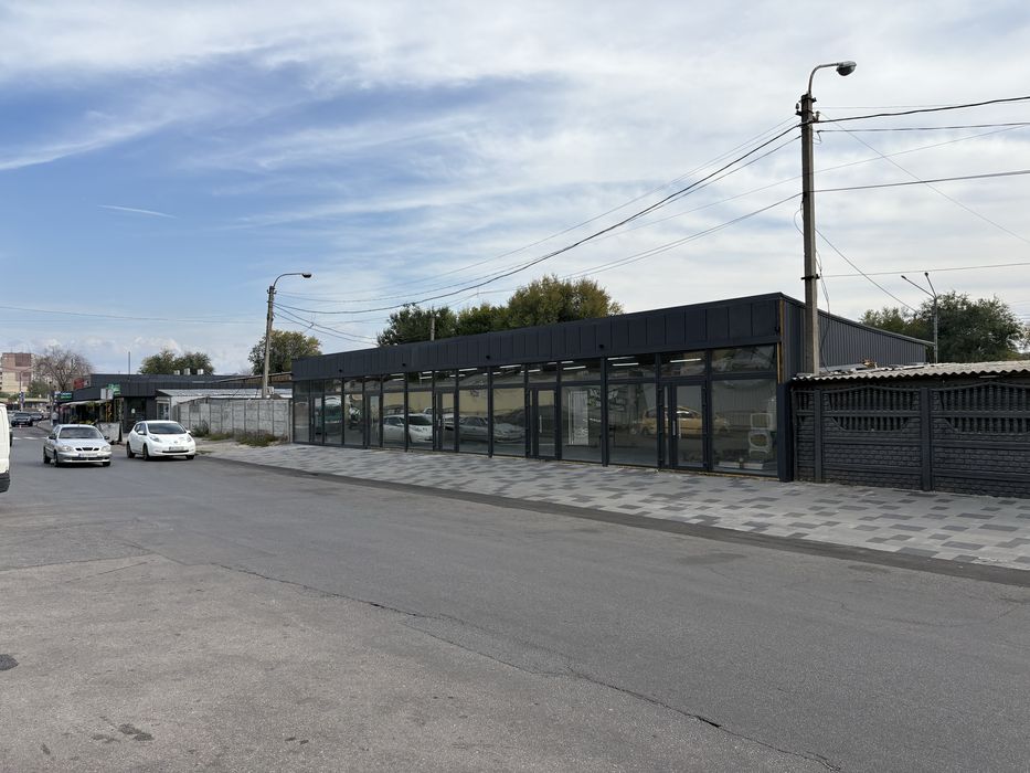 Здам в оренду вільні торгові площі ж/м покровский