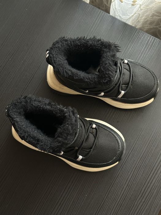 Зимові черевики h&m 22 розмір