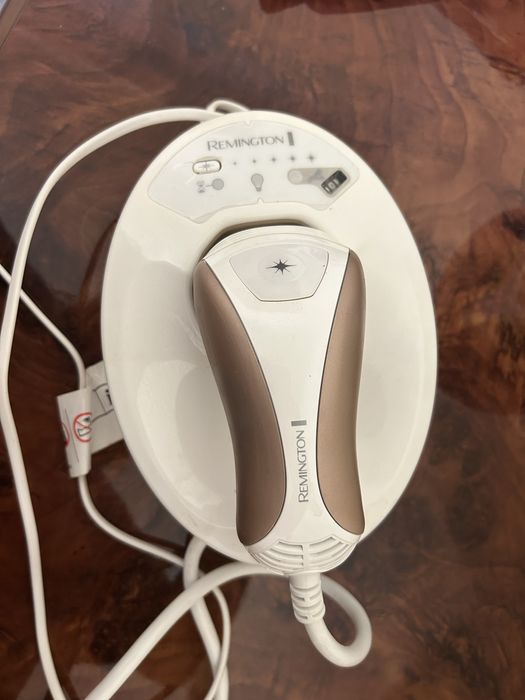Фотоепілятор REMINGTON IPL6000