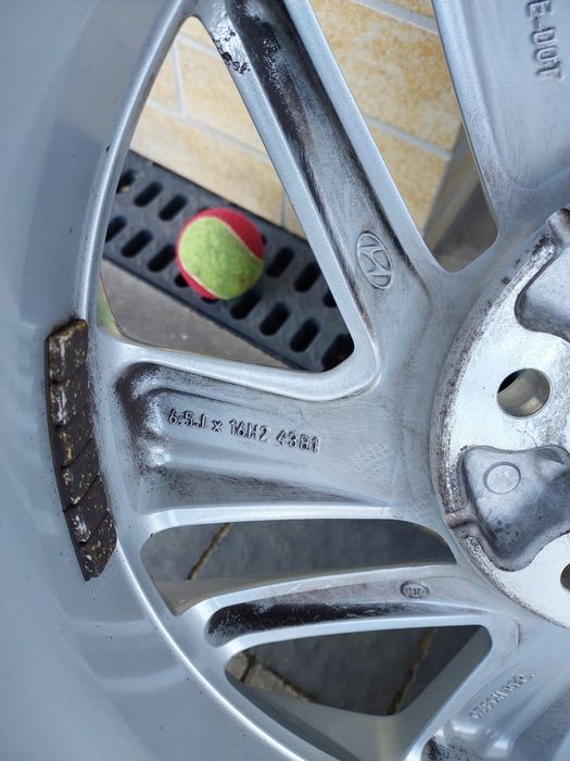 Alufelgi "16" rozmiar 6.5x16 5x114.3 Hyundai Tuscon oryginalne