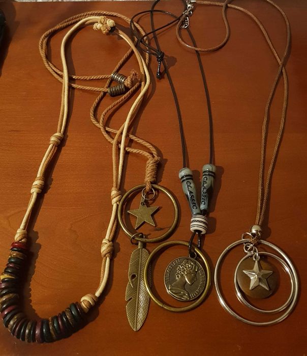 Bijuteria colares e pendentes