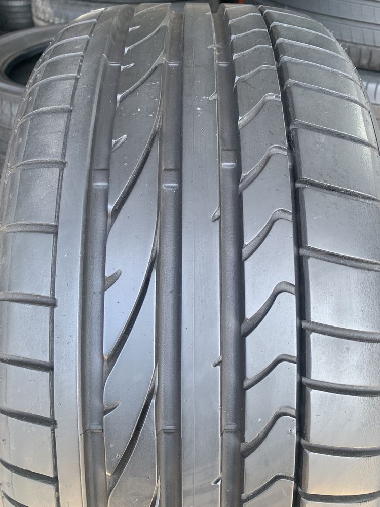 215/40/17 87V Bridgestone Potenza RE050A