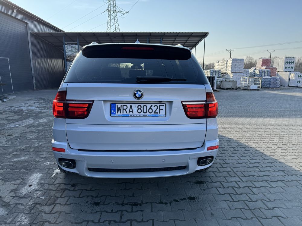 BMW X5 2011r, 7os. 4,0D Polift E70 indywidual