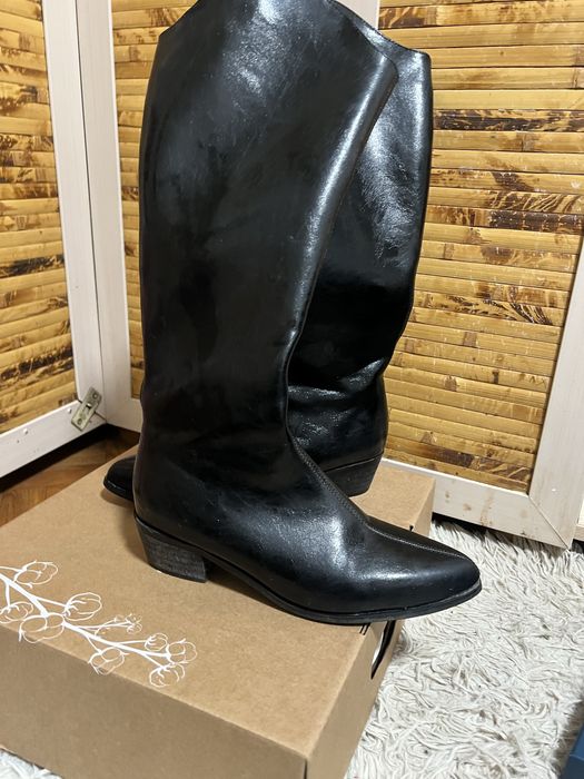 Кожані жіночі сапоги