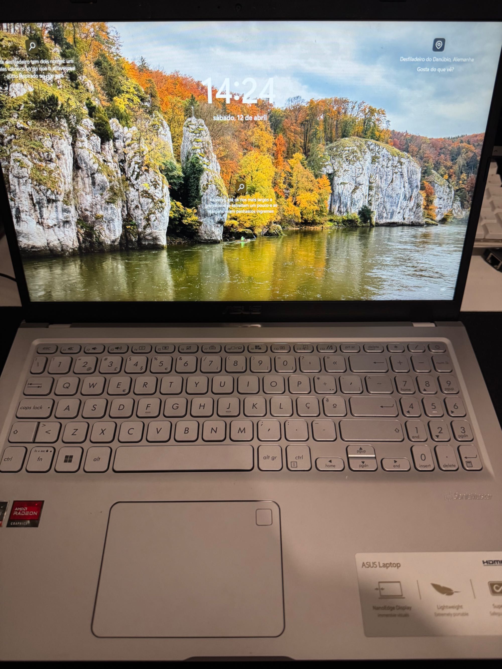 Portátil Asus AMD Ryzen 7
