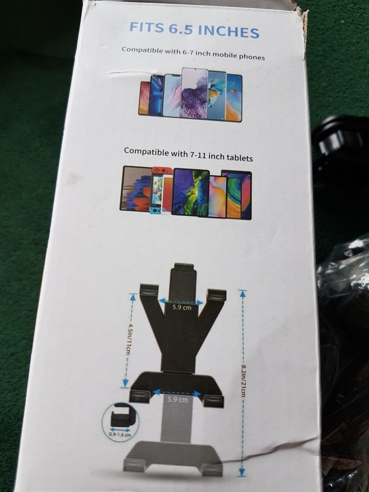 Uchwyt samochodowy na tablet 7-11 "