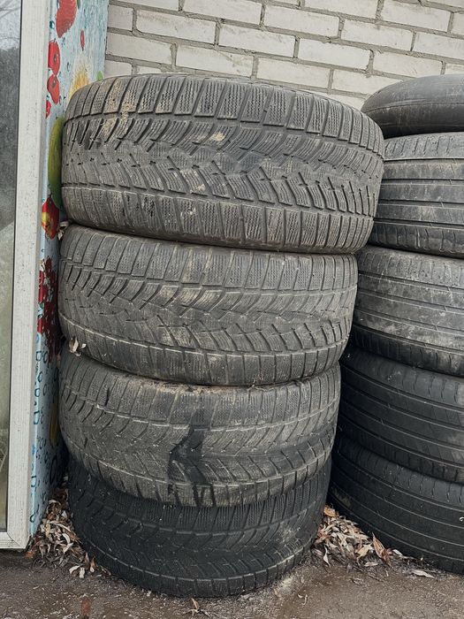 Зимова гума , б/в Goodyear R20, шини, колеса, резина