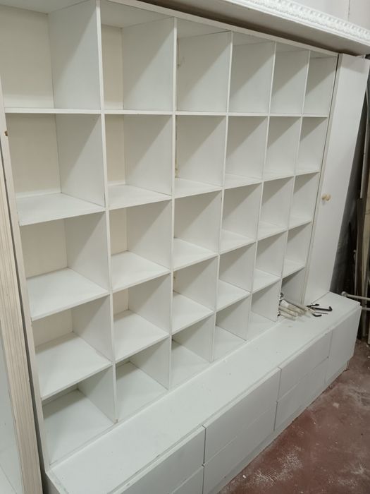 Móvel em cubos para boutique