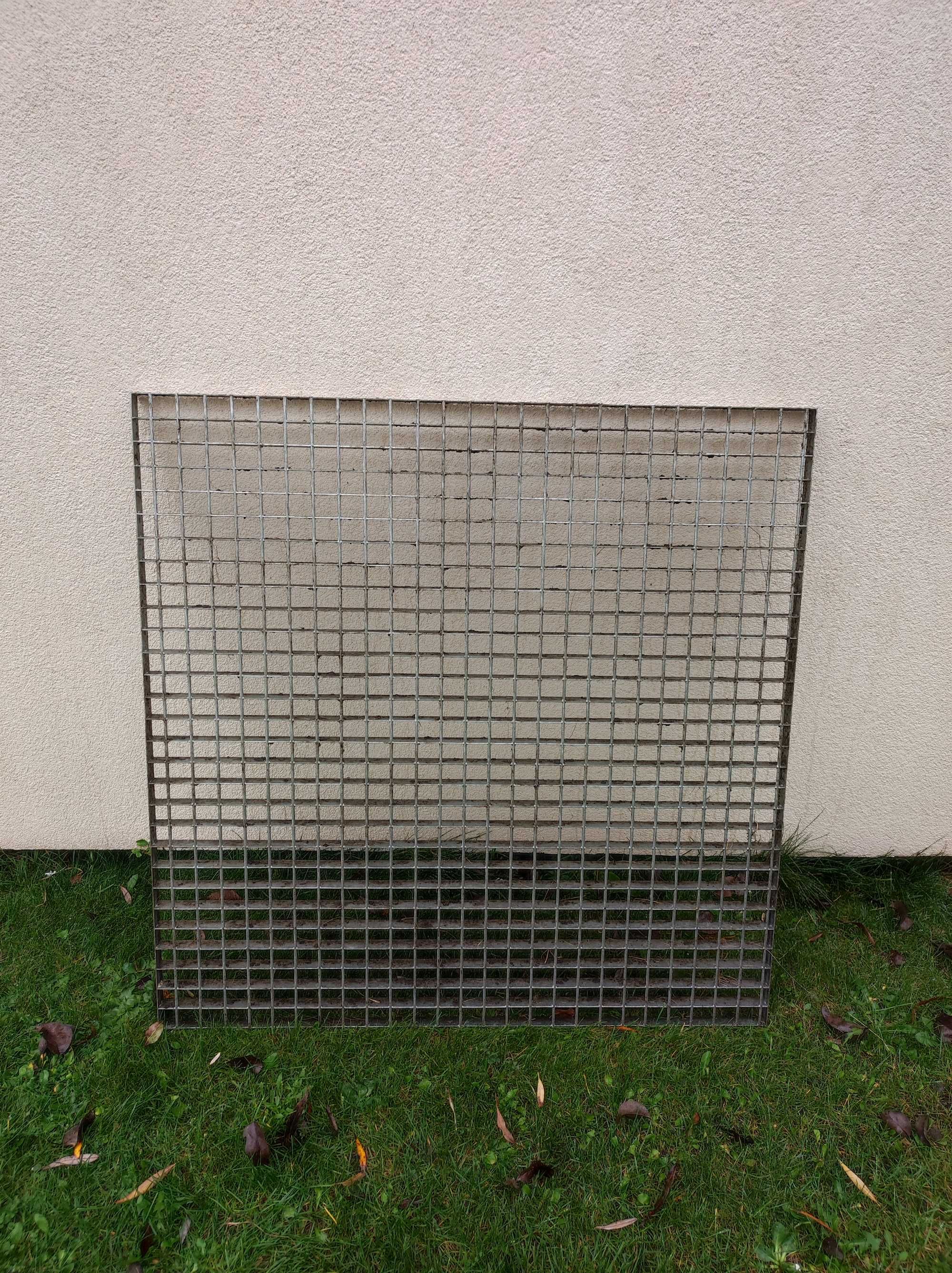 schody zewnętrzne metalowe