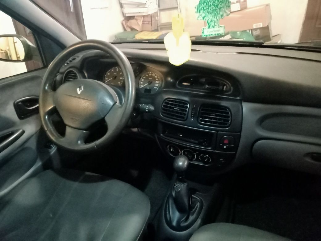 Renault Megane kombi silnik 1,6 16v