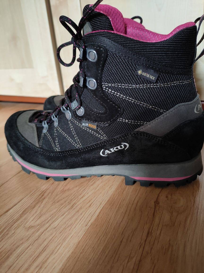 Damskie buty trekkingowe AKU Trekker Lite III GTX - black/magenta