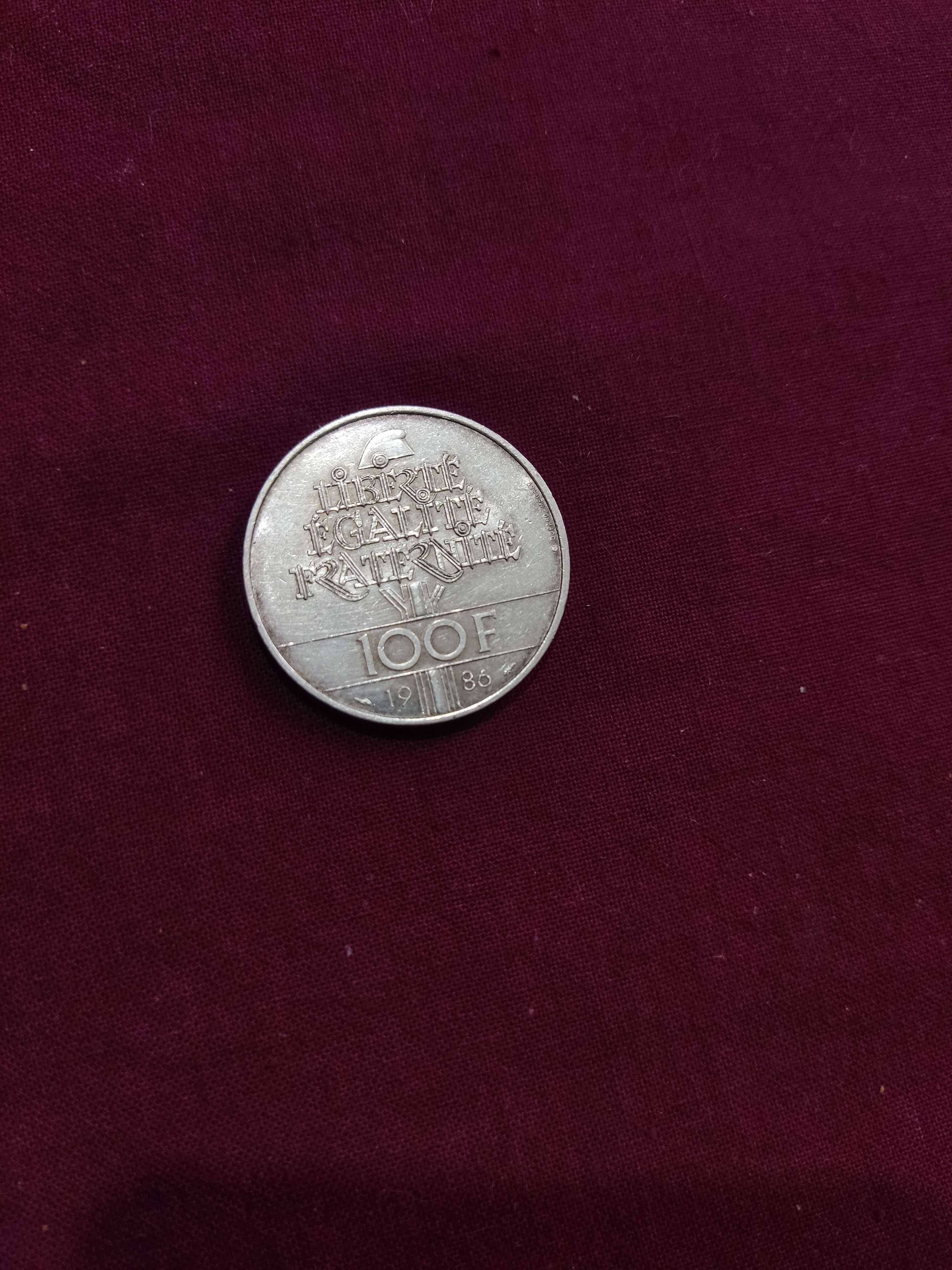 Серебрянная монета 100 франков 1986год.