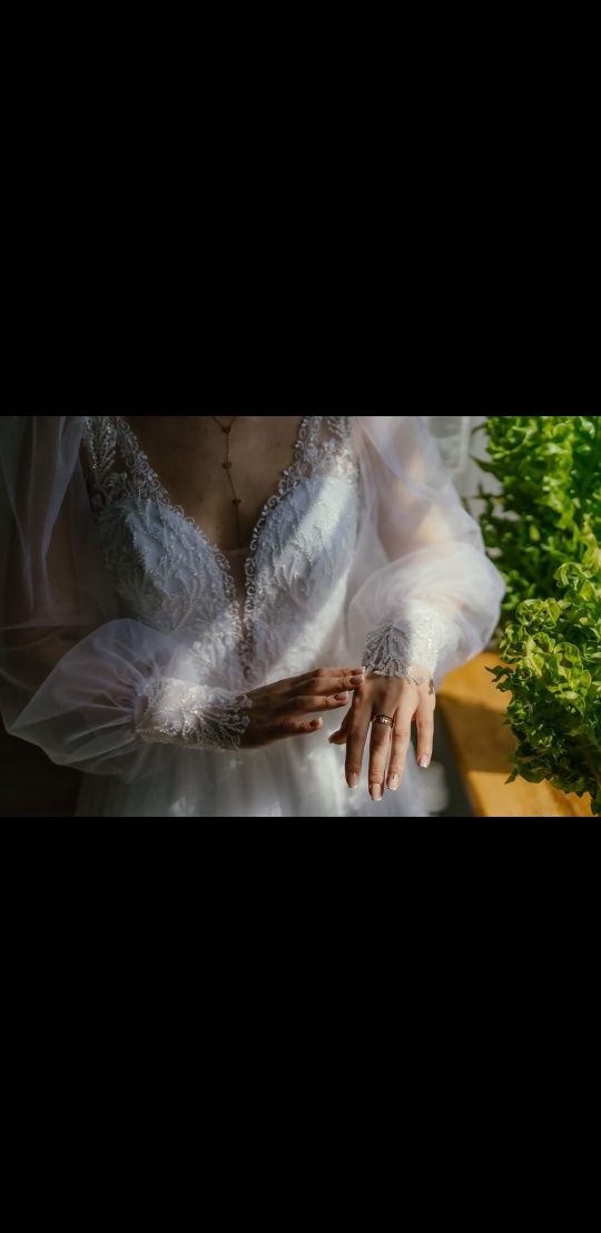 Suknia ślubna, boho, długi rękaw, błyszcząca