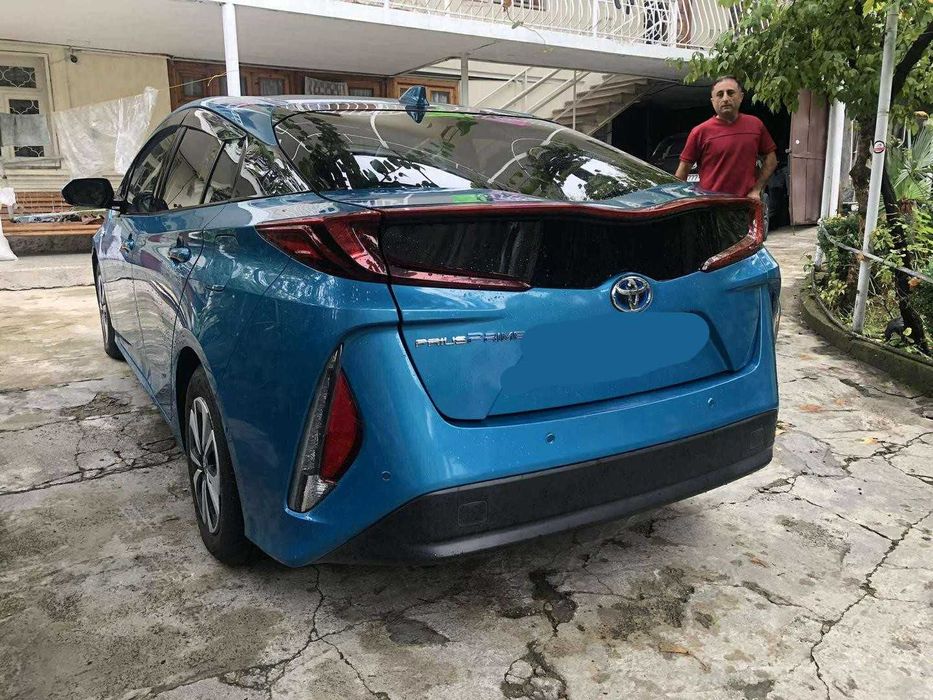 Toyota Prius Prime 2017 І покоління  1.8 Hybrid CVT Тойота Приус Прайм