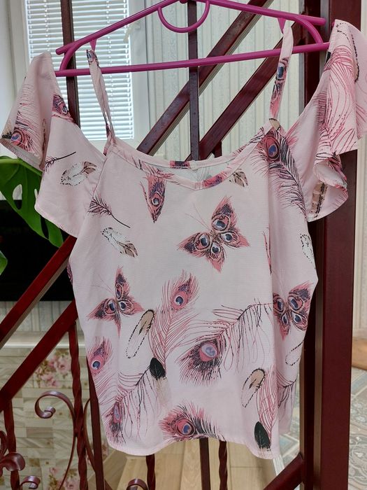 Легка літня майка