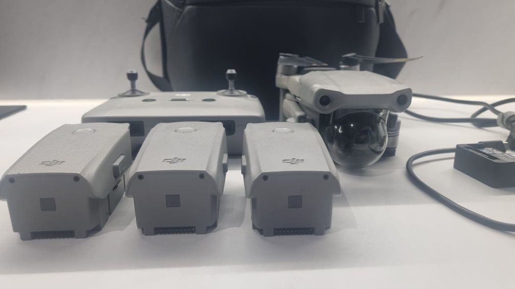 Dron Dji mavic air fly more combo