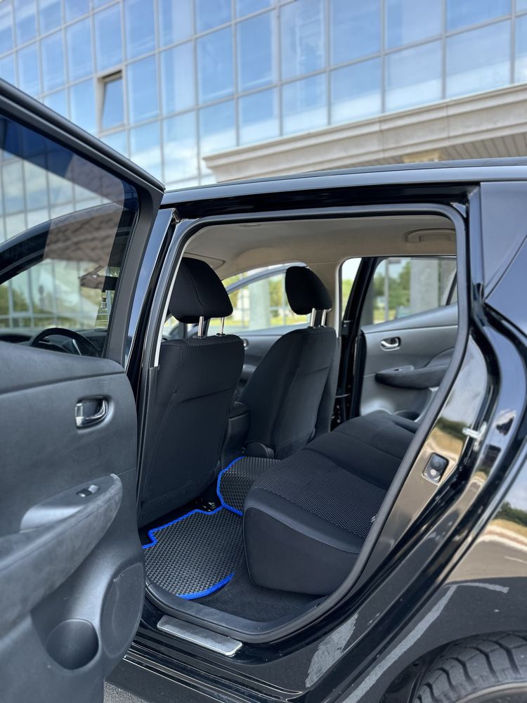 Свій Nissan Leaf 2015