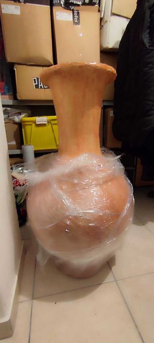 Jarrão em barro pintado cor salmão