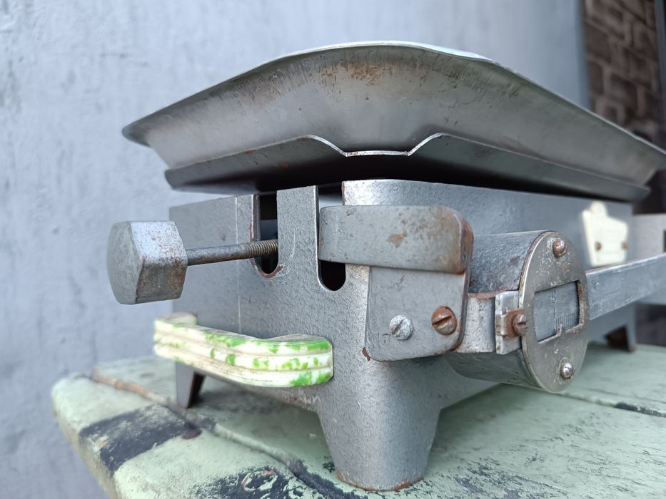 Весы бытовые металлические, 5 кг 800 грн