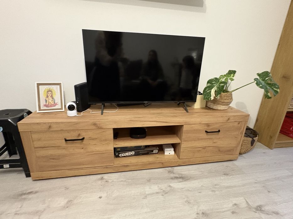 Aparador movel de televisao