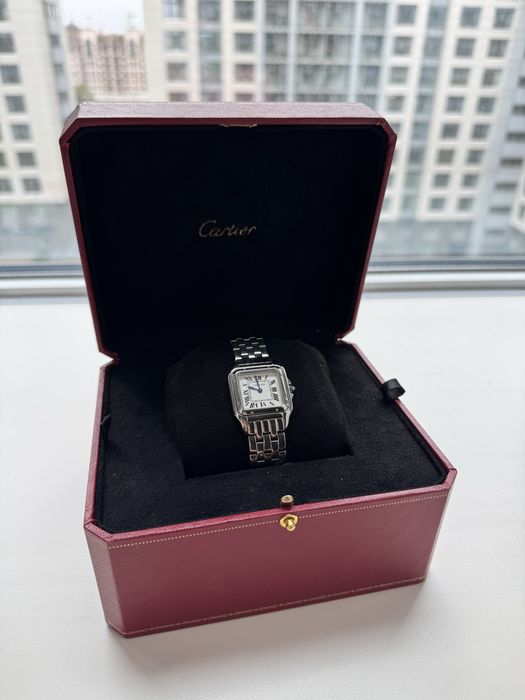 Годинник Cartier Panthère de Cartier Medium