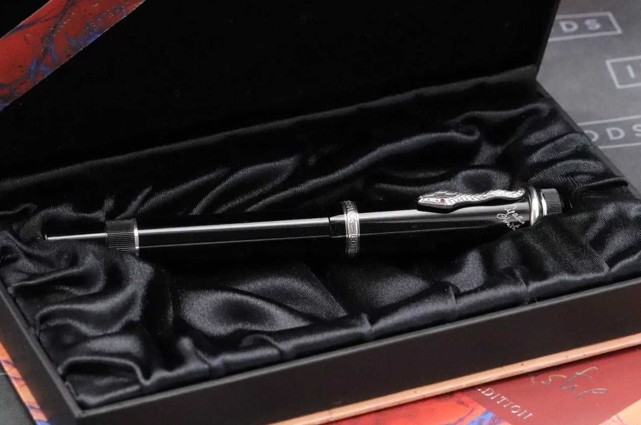 Montblanc Writers Edition 1993 Agatha Christie Fountain Pen