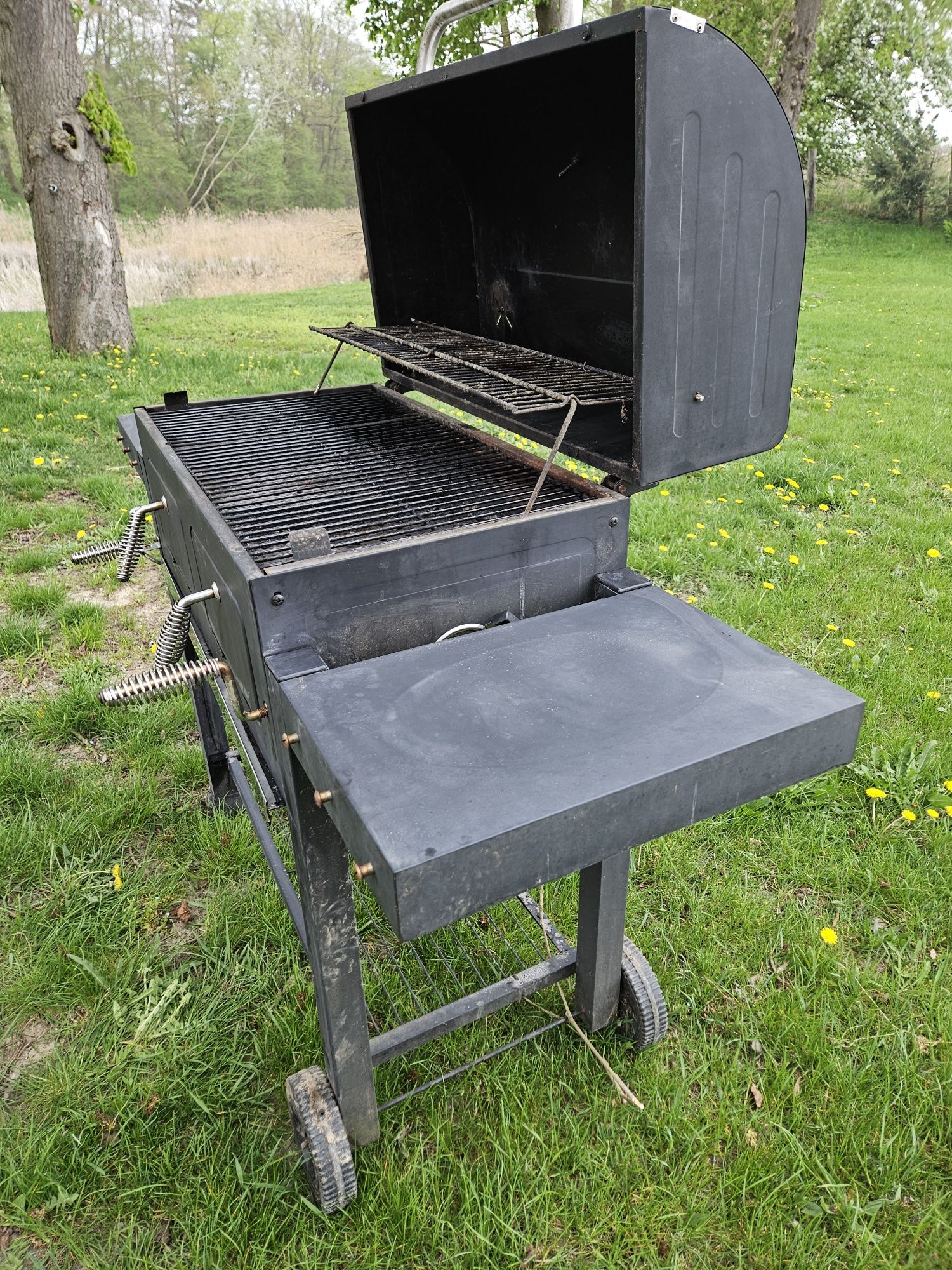 Grill Landmann węglowy