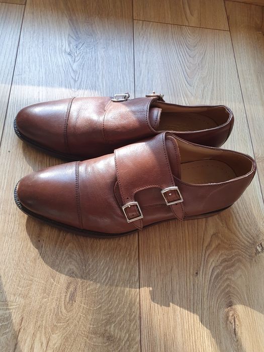 Jones Shoes rozm. 42