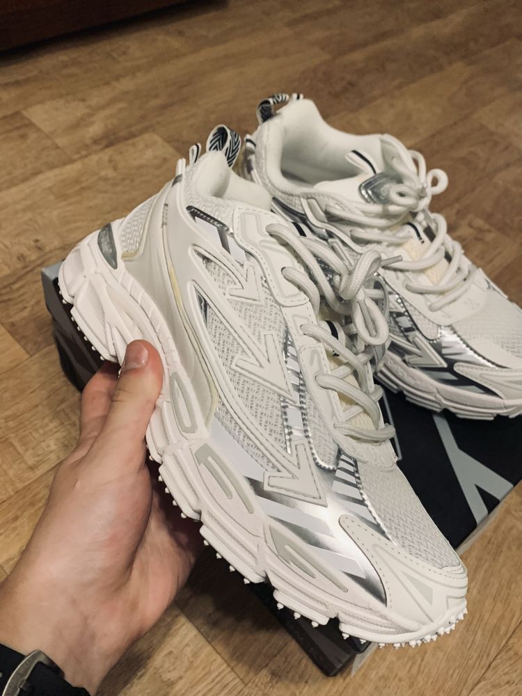 Кросівки Off-White BE RIGHT BACK White