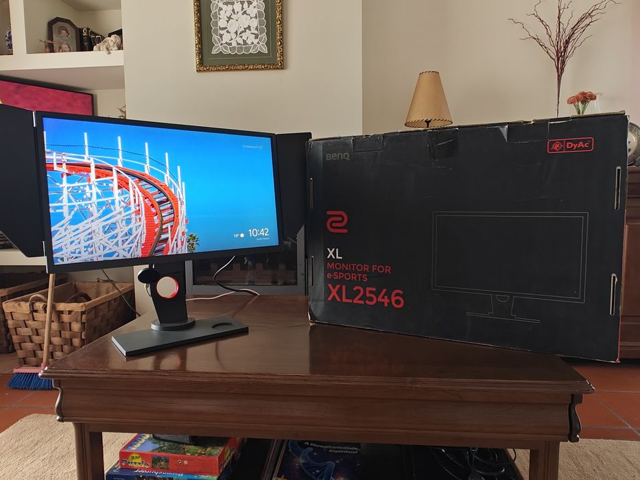 Monitor BenQ XL2546-B 24.5" 240Hz Gaming Como Novo - Kit Completo