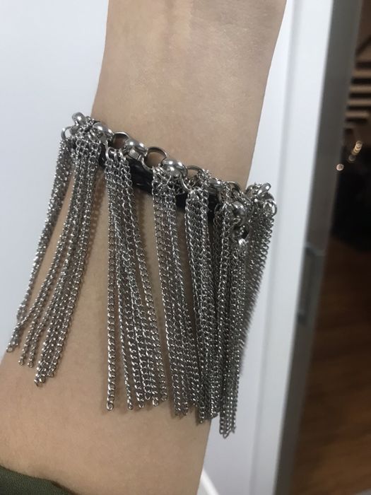 Pulseira de franjas