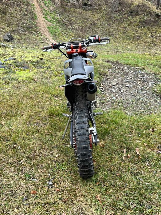 Продам кові адванс 250