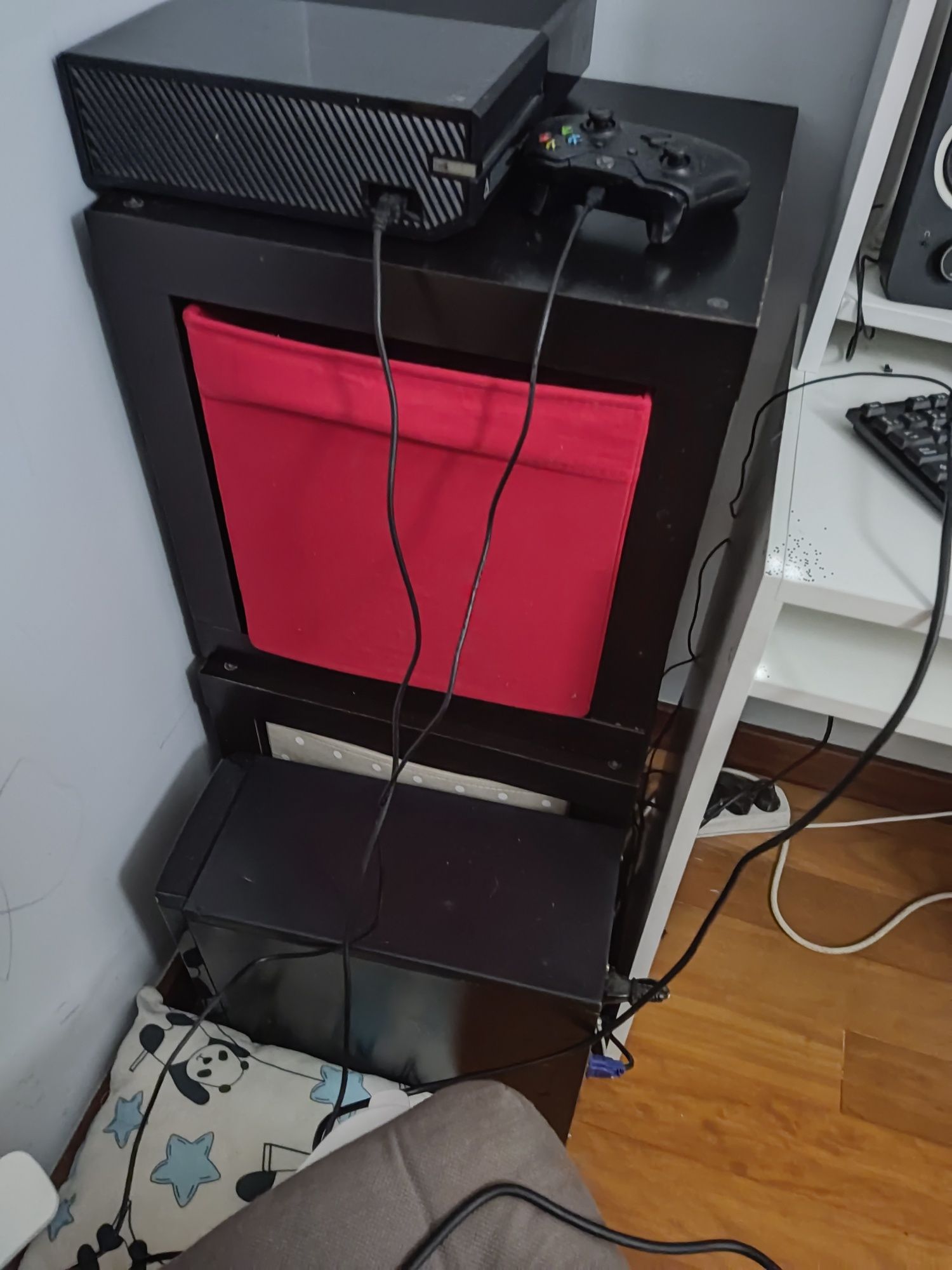 Cubos pretos do IKEA