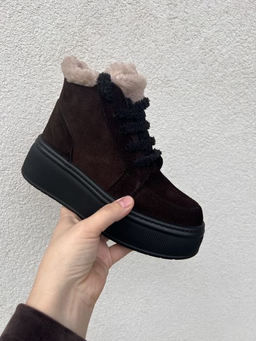 Зимові черевики на платформі, натуральна замша