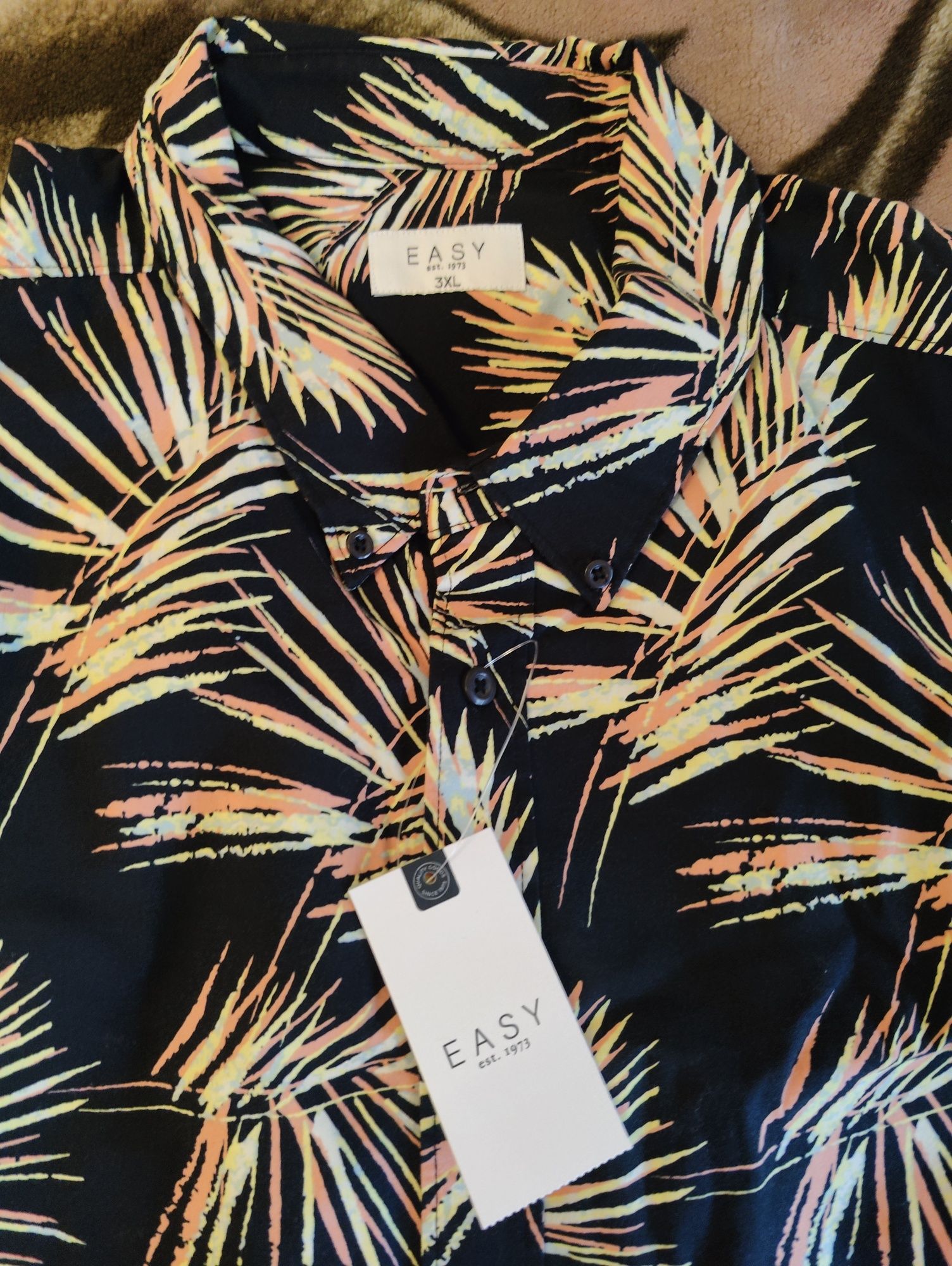 Пляжна сорочка бренда EASY. 3xl.
