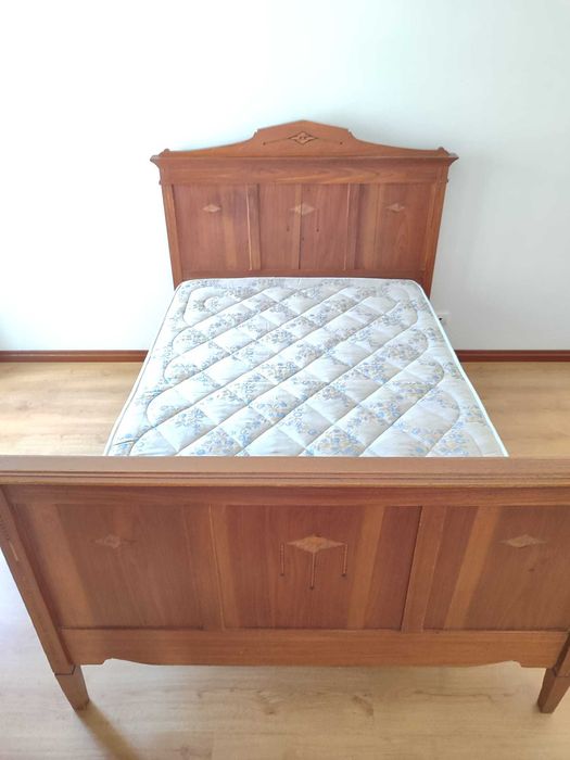Cama antiga anos 60