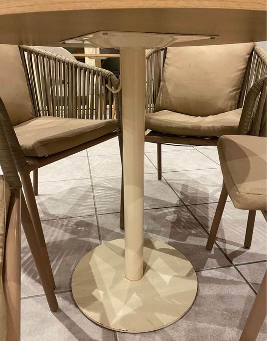 Mesa IOWA redonda carvalho