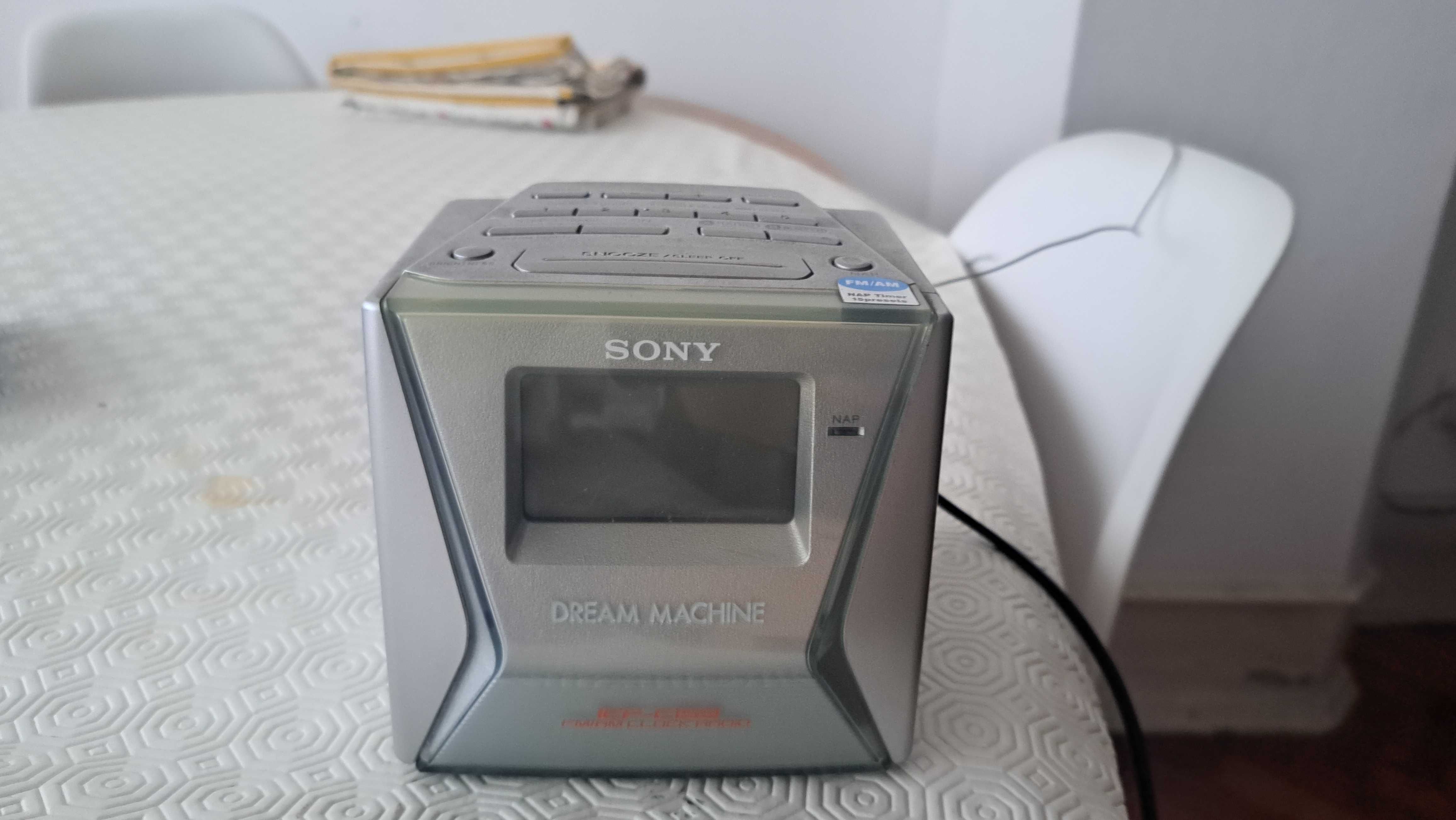 Rádio/alarme Sony