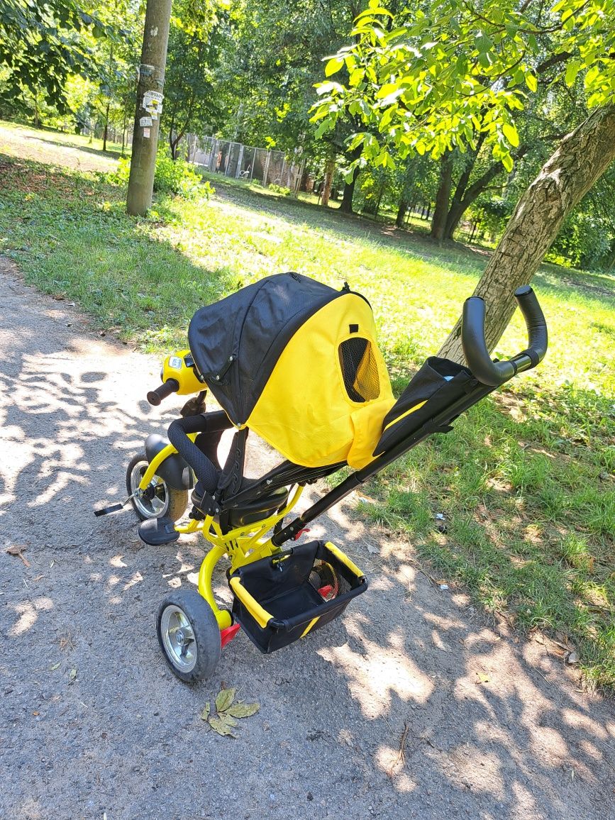 Трехколесный велосипед с фарой Best Trike 6588
