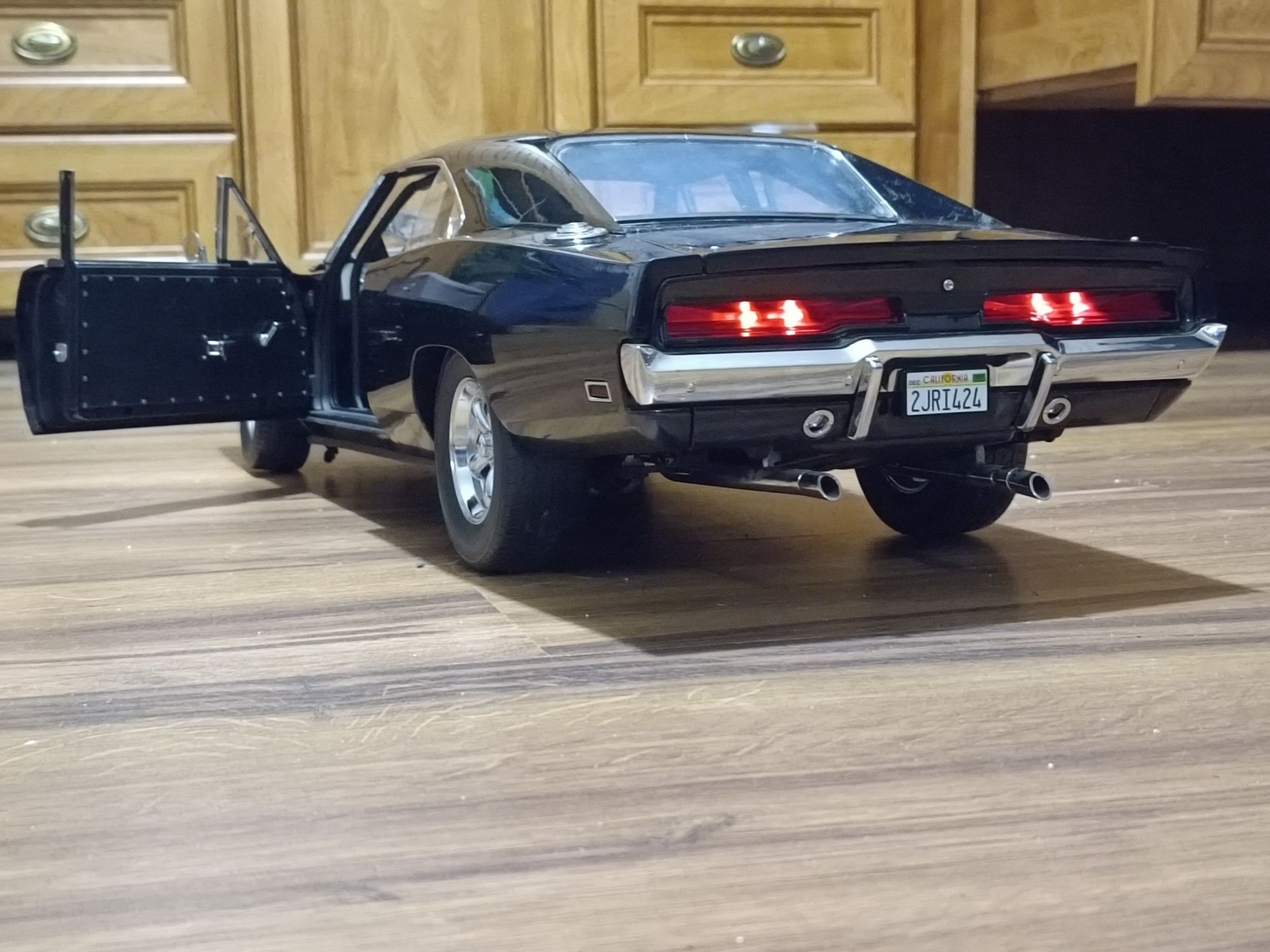 Dodge charger z fast-furious Model 1:8 deagostini