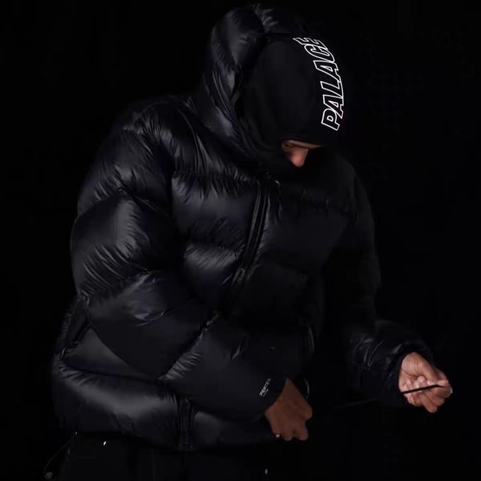 Пуховик/куртка Palace Puffer Jacket Balaclava/Пелес