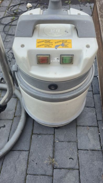 Odkurzacz przemysłowy piorący Sateco Lava