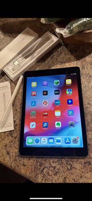Tablet iPad Apple Retina 10” - super stan